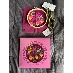 RikRack Cozy Acorns 6” Hand Embroidery Complete Kit With Pre Printed Fabric